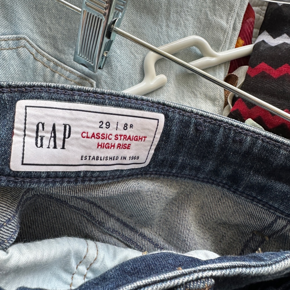 GAP Blue Straight Leg Jeans Classic Style - Picture 4 of 8